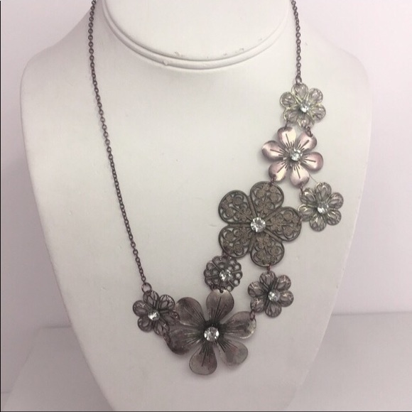 femme miao Jewelry - ⭐️HOST PICK❤️Steampunk Floral Statement Necklace